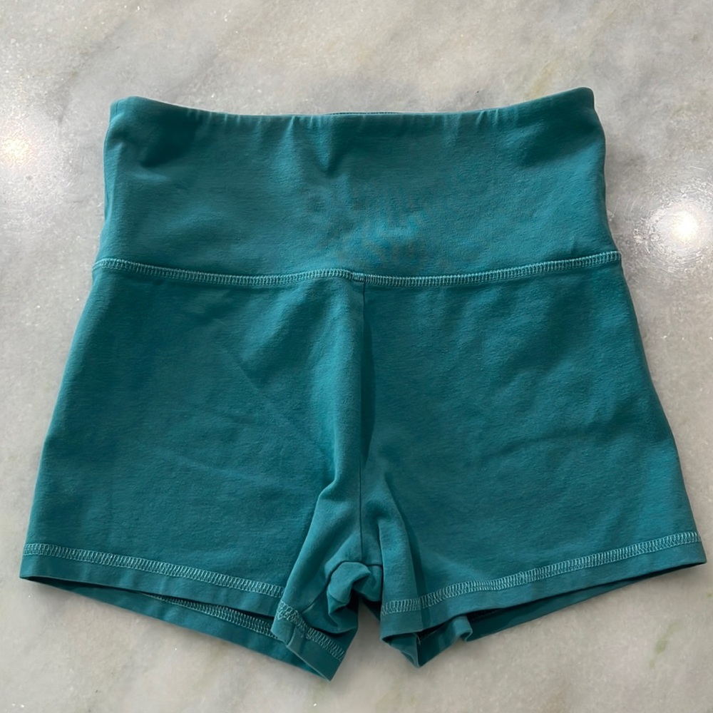 Forever 21 biker shorts size small
